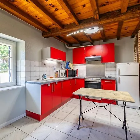 Perigord House With Large Garden And Nature For 6 People *